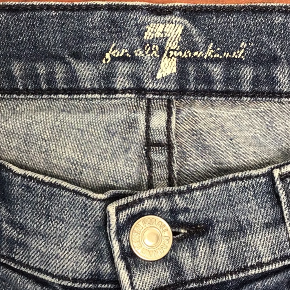 7FAM - Picture 8 of 9